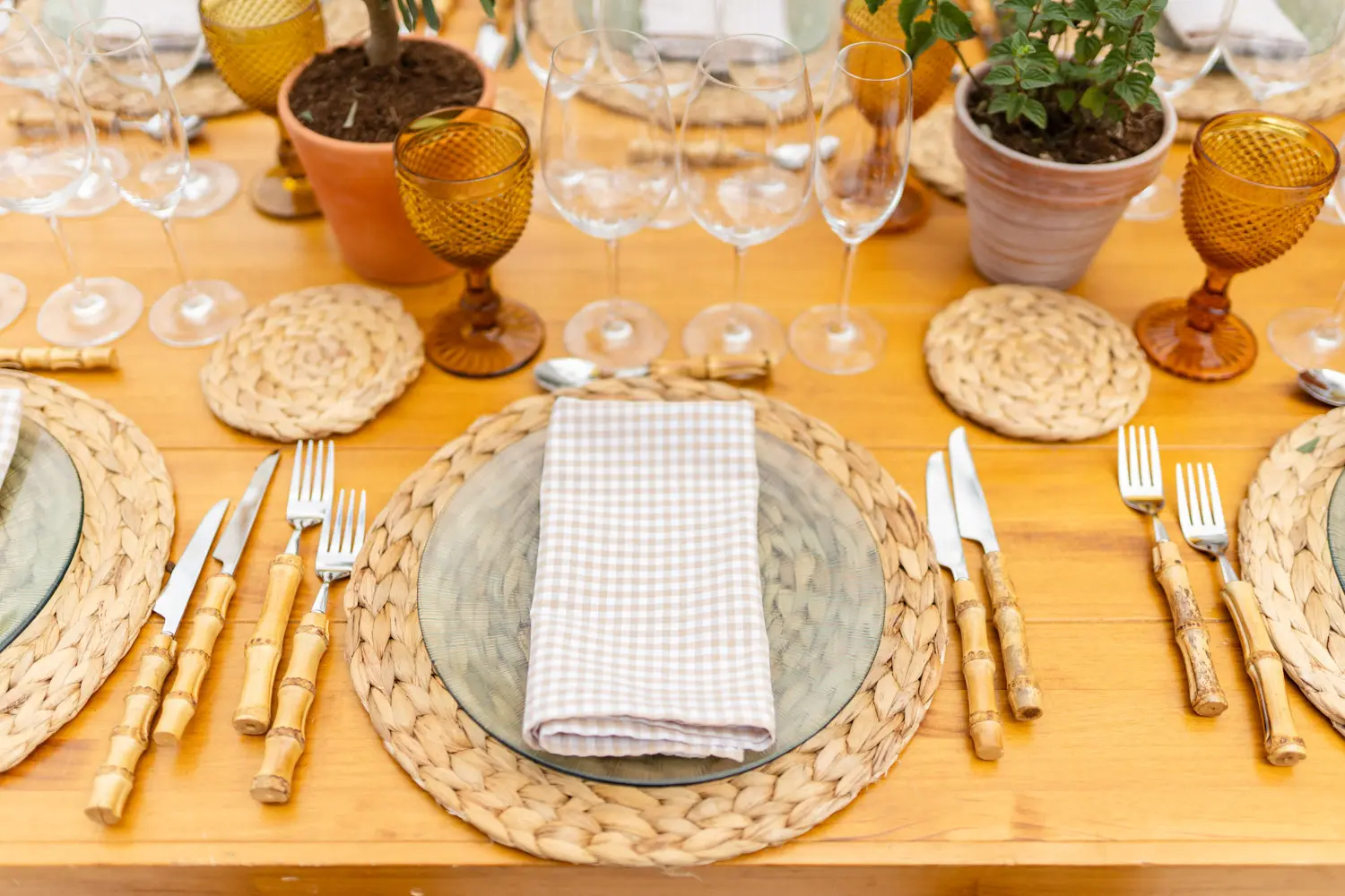 Mesas de madera para banquete